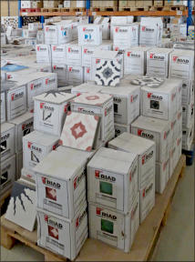 Zementfliesen Lagerware. Viele unserer RIAD-Zementfliesen sind sofort lieferbar