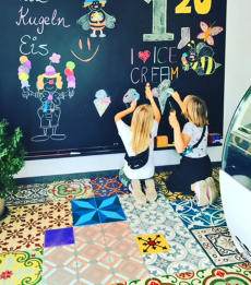 Eisdiele. Zementfliesen Patchwork • Kundenfoto 