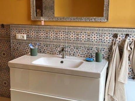 Spanische Fliesen als Fliesenspiegel • Kundenfoto 